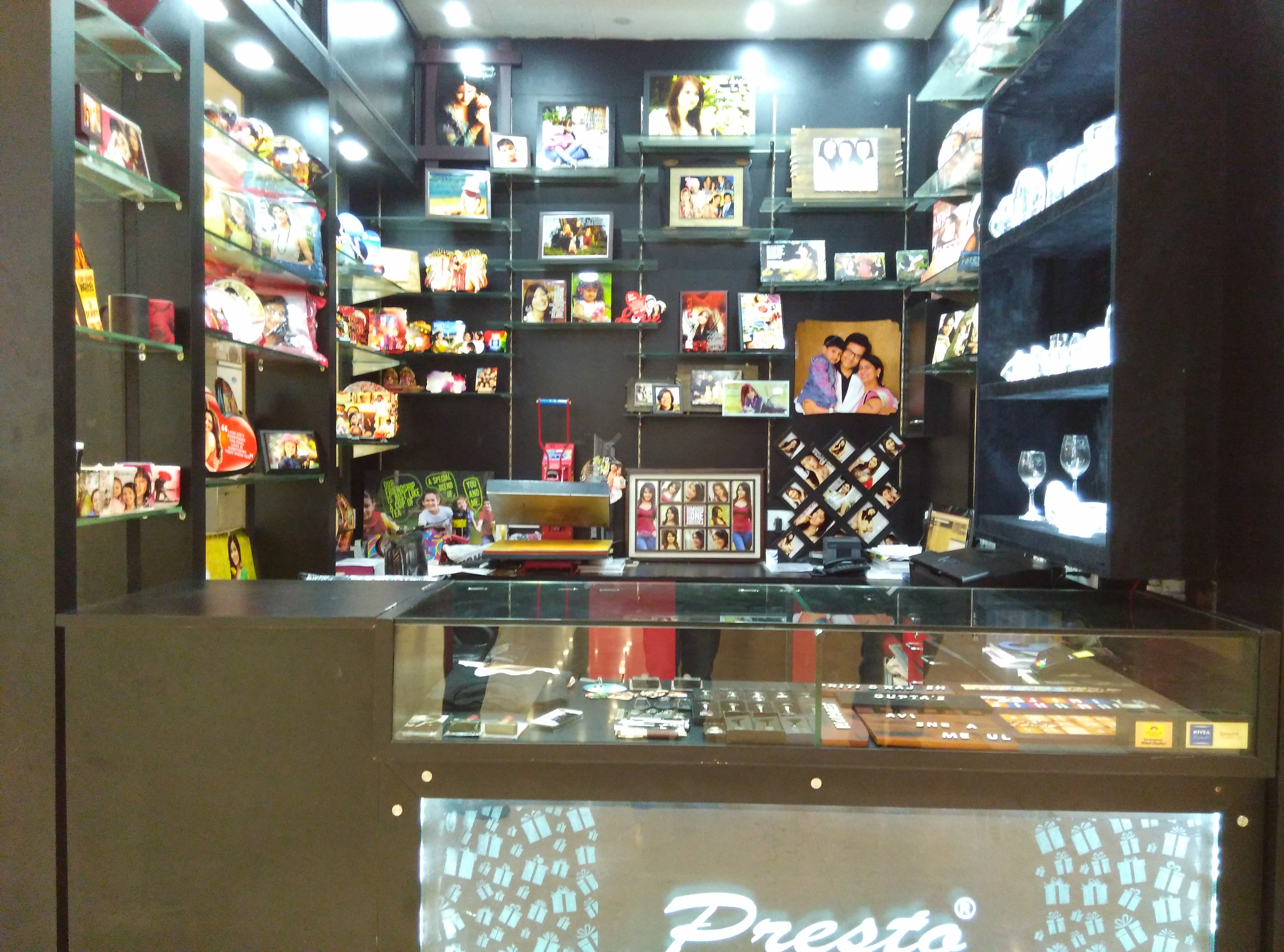 Presto Personalised Gift Store In Kolkata Acropolis mall B101